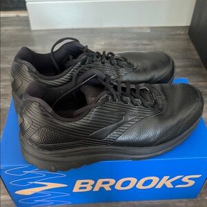 Brooks Addiction Walker 2 extra wide